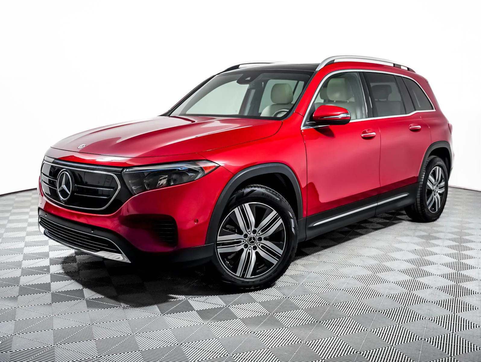2023 Mercedes-Benz EQB