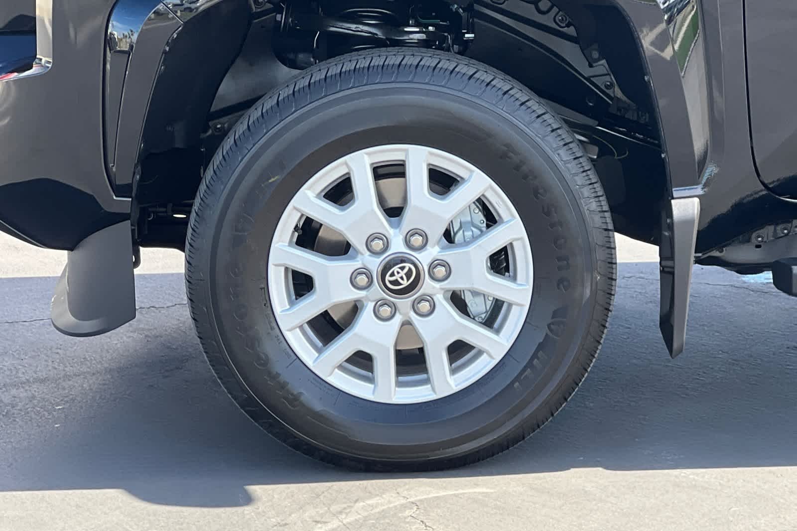 2026 Toyota Tacoma SR5 - Photo 24
