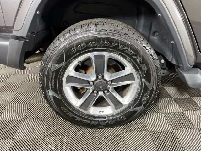 Used 2021 Gray Jeep Unlimited Sahara image 10