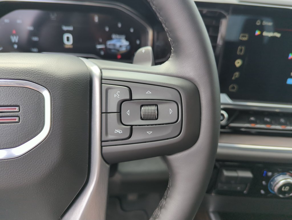 Used 2024 Silver GMC SLT image 22