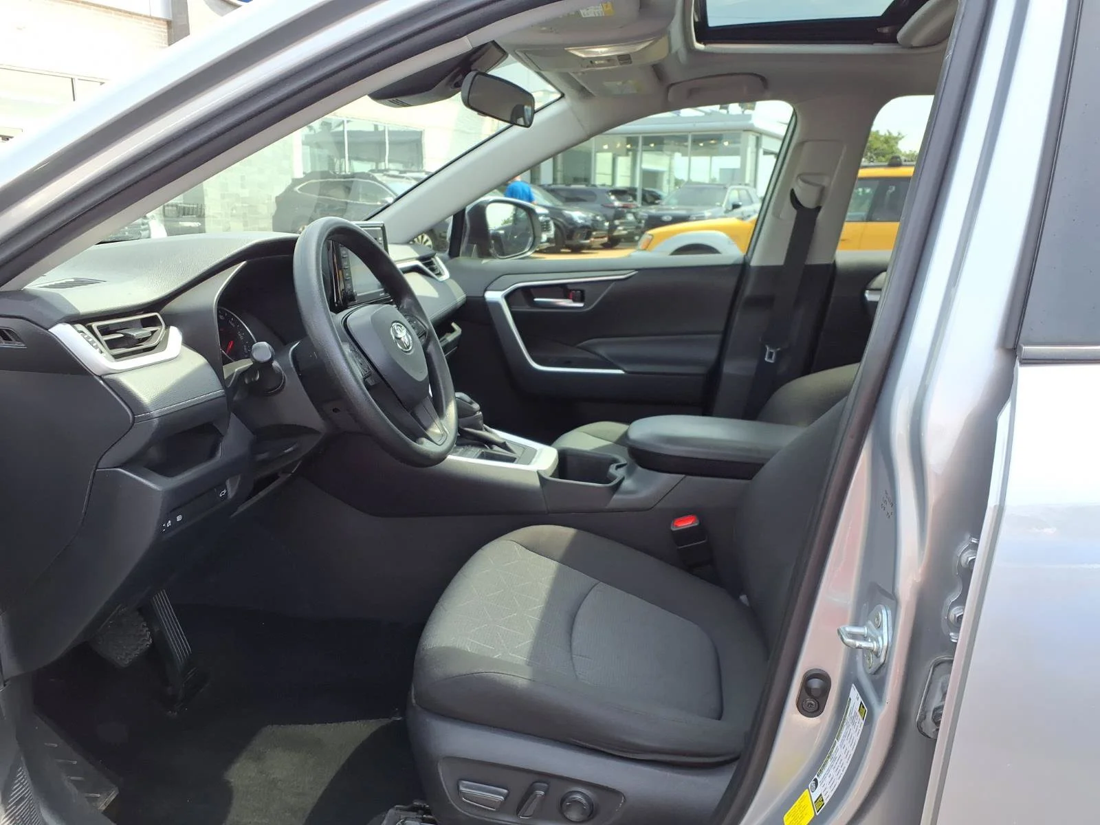 Used 2022 Silver Sky Metallic Toyota XLE image 18