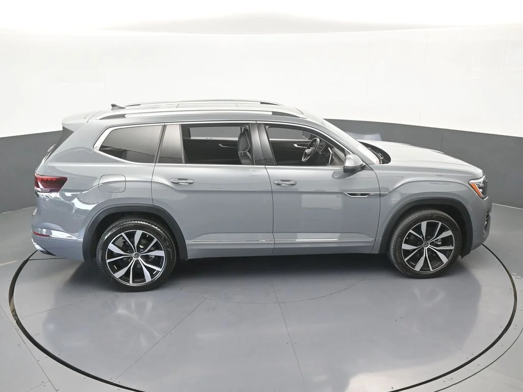 Used 2025 Gray Volkswagen 2.0T SEL Premium R-Line image 55