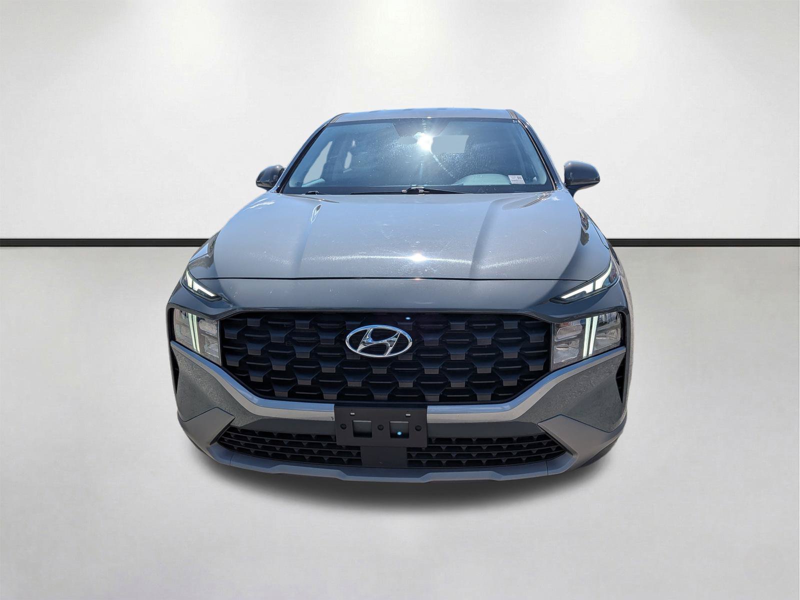 Certified Used 2023 Hampton Gray Hyundai SE image 9