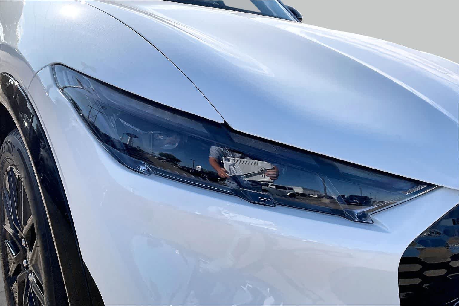 New 2026 Star White Metallic Tri-coat Ford Premium image 13