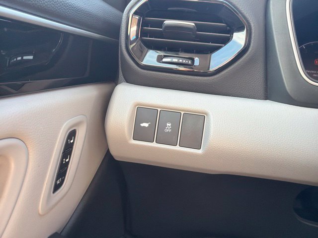 2023 Honda Pilot Touring - Photo 25