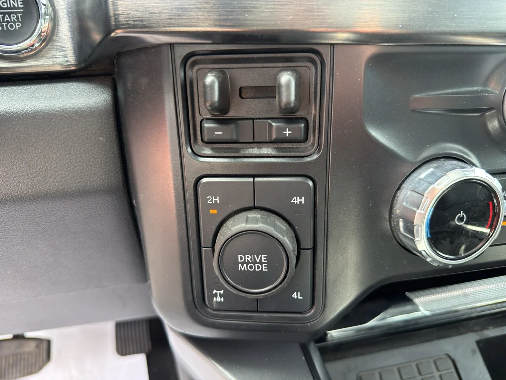 Certified Used 2024 Star White Ford LARIAT image 24