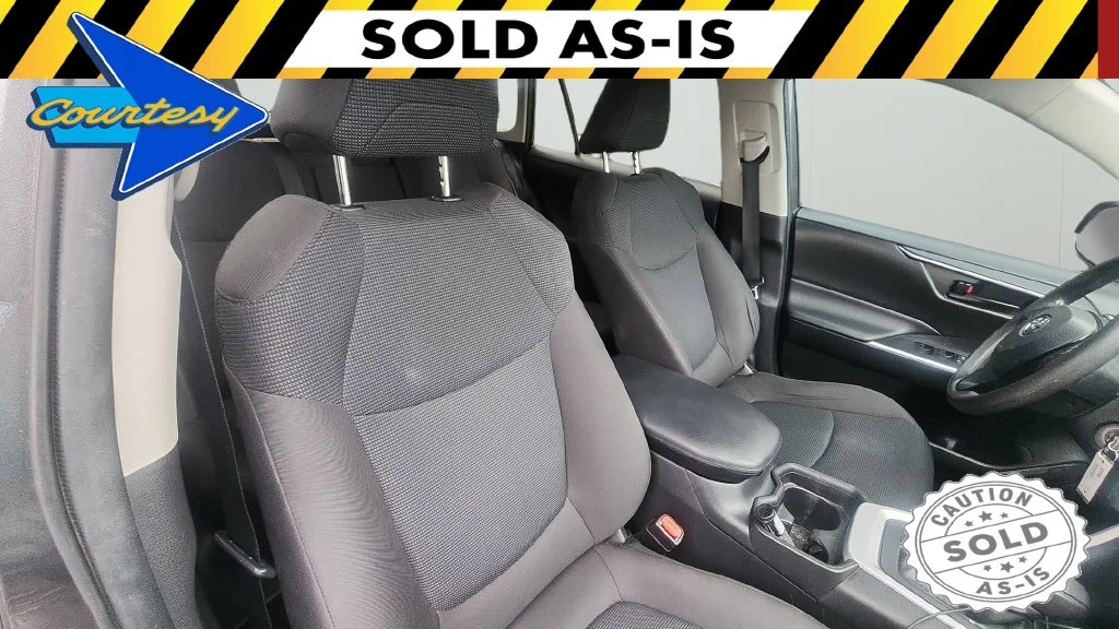 Used 2021 Gray Toyota LE image 9