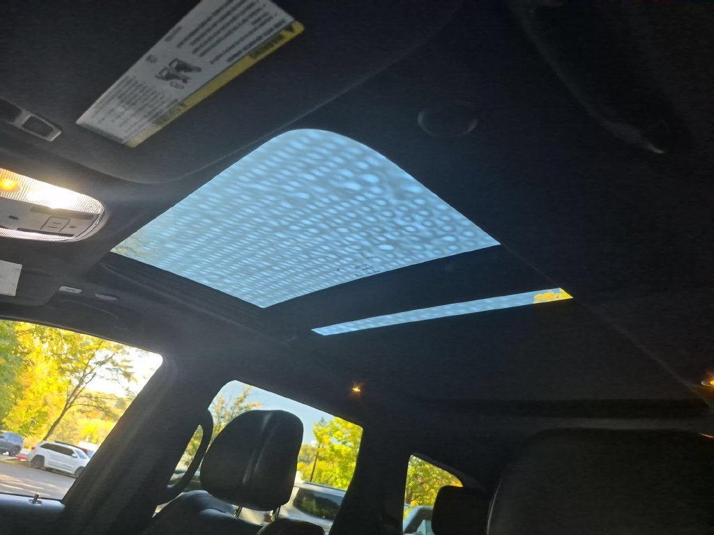 Used 2021 Black Jeep Limited image 17