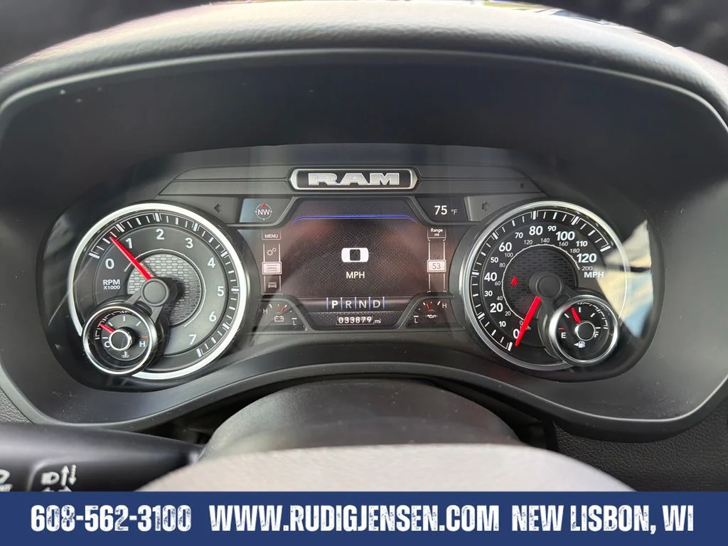 Used 2022 Silver Ram Big Horn/Lone Star image 15