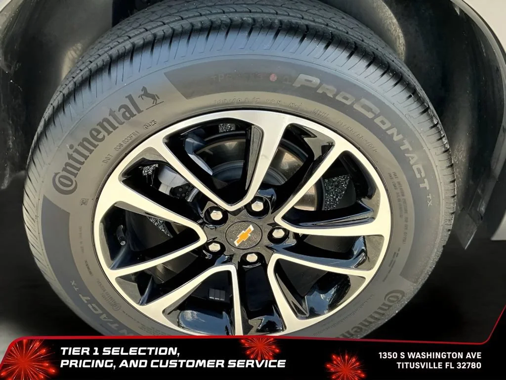 Used 2025 Mosaic Black Metallic Chevrolet LT image 31