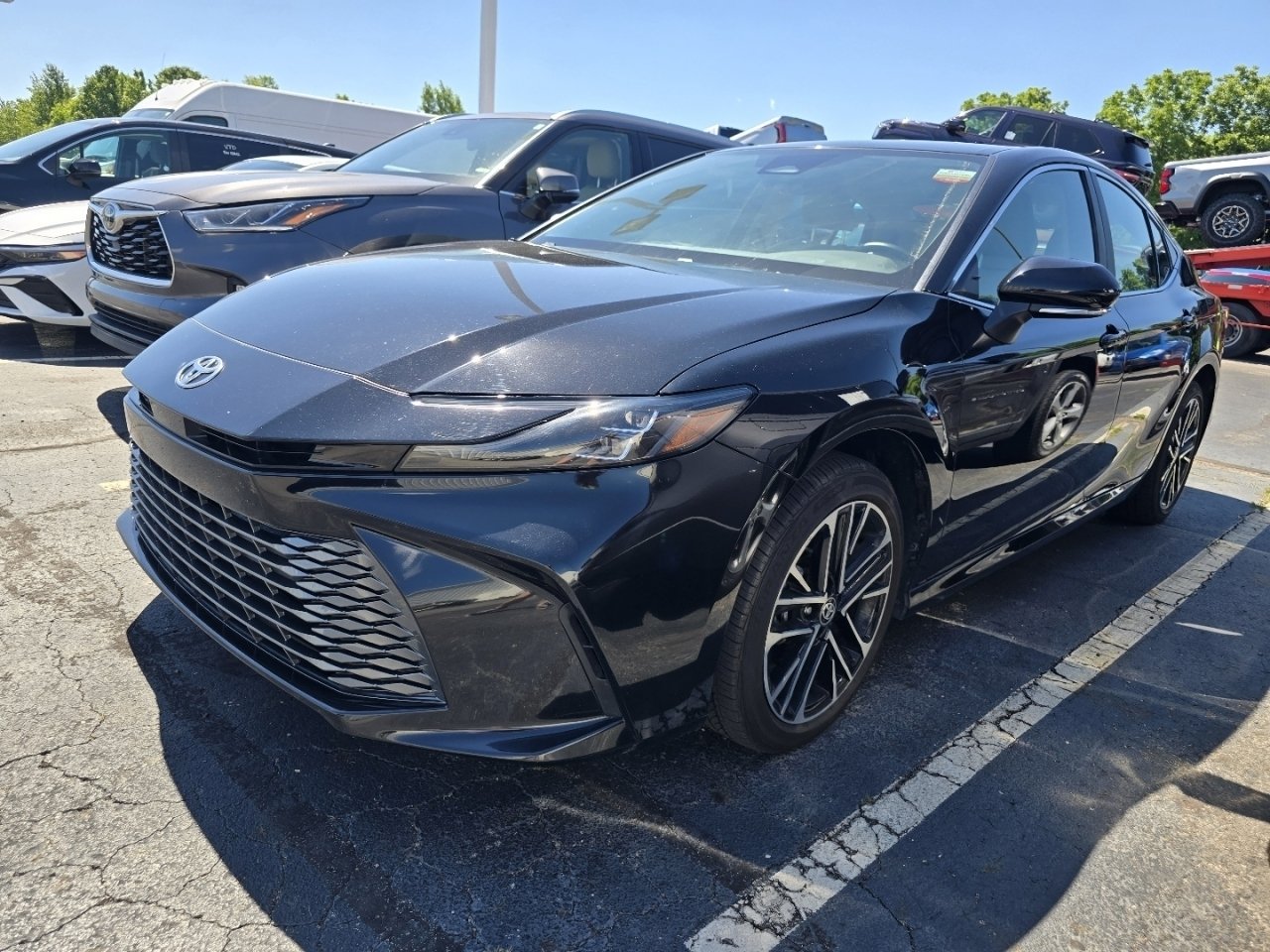 Used 2025 Black Toyota XLE image 3