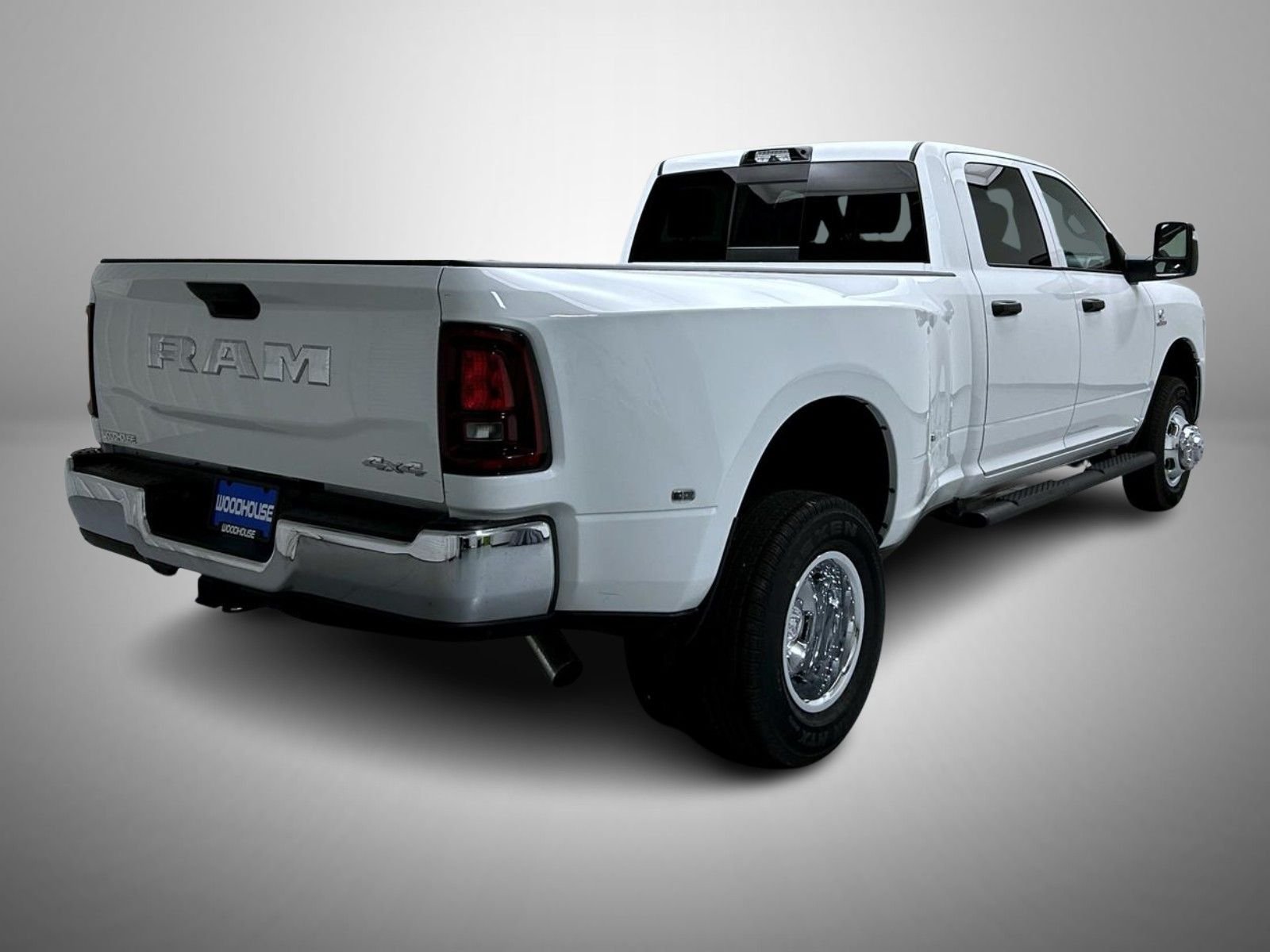 New 2026 Bright White Clear-Coat Exterior Paint RAM Tradesman image 5
