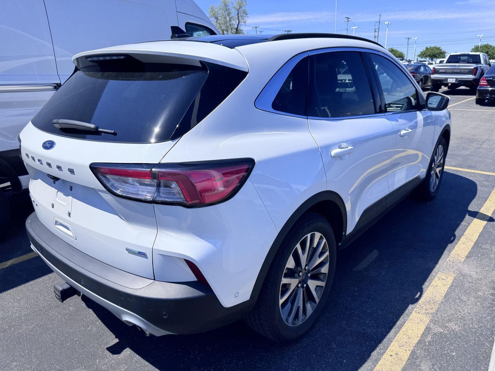 Used 2020 Star White Metallic Tri-Coat Ford Titanium image 4