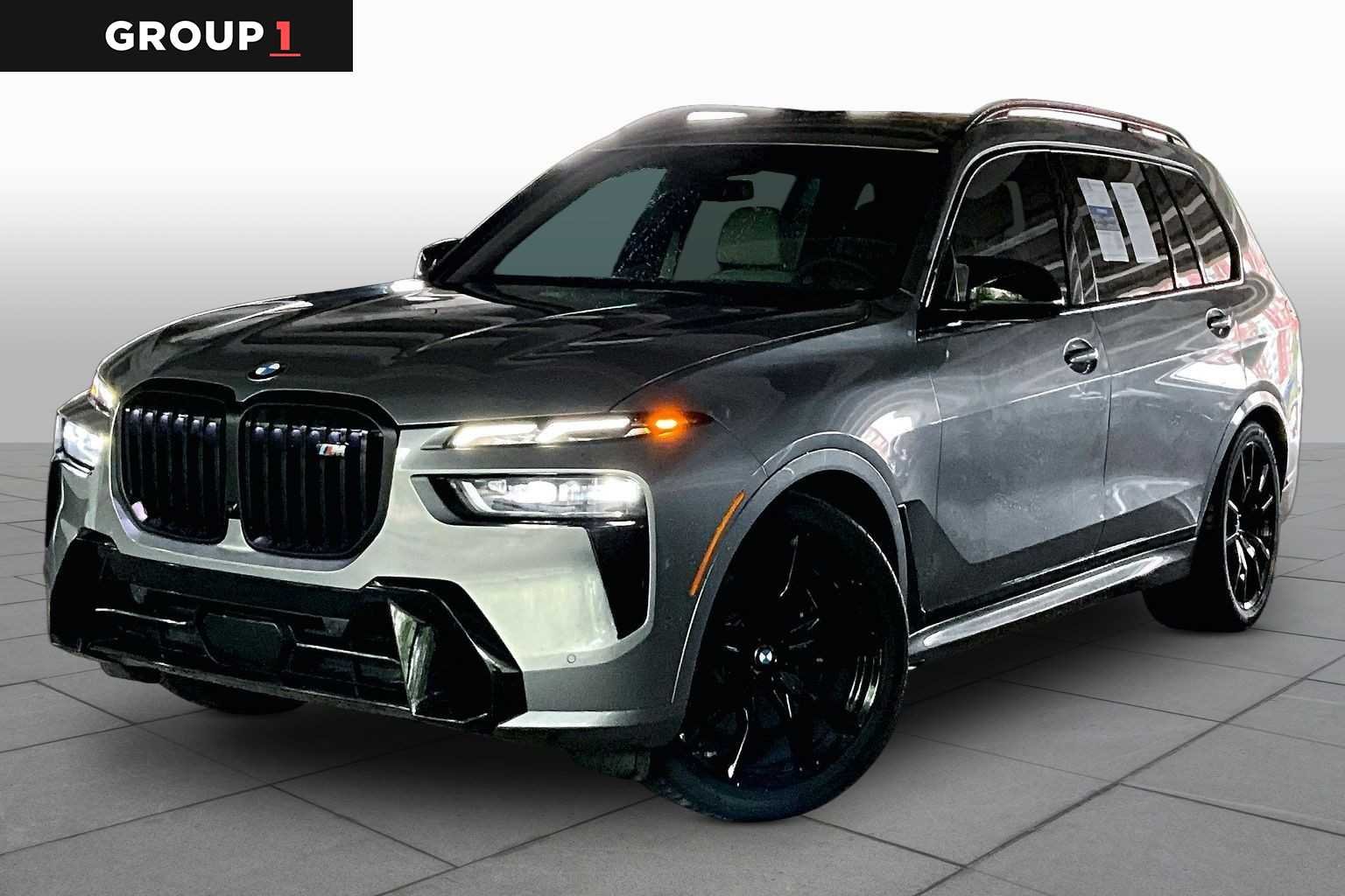 2025 BMW X7 M60i's photo