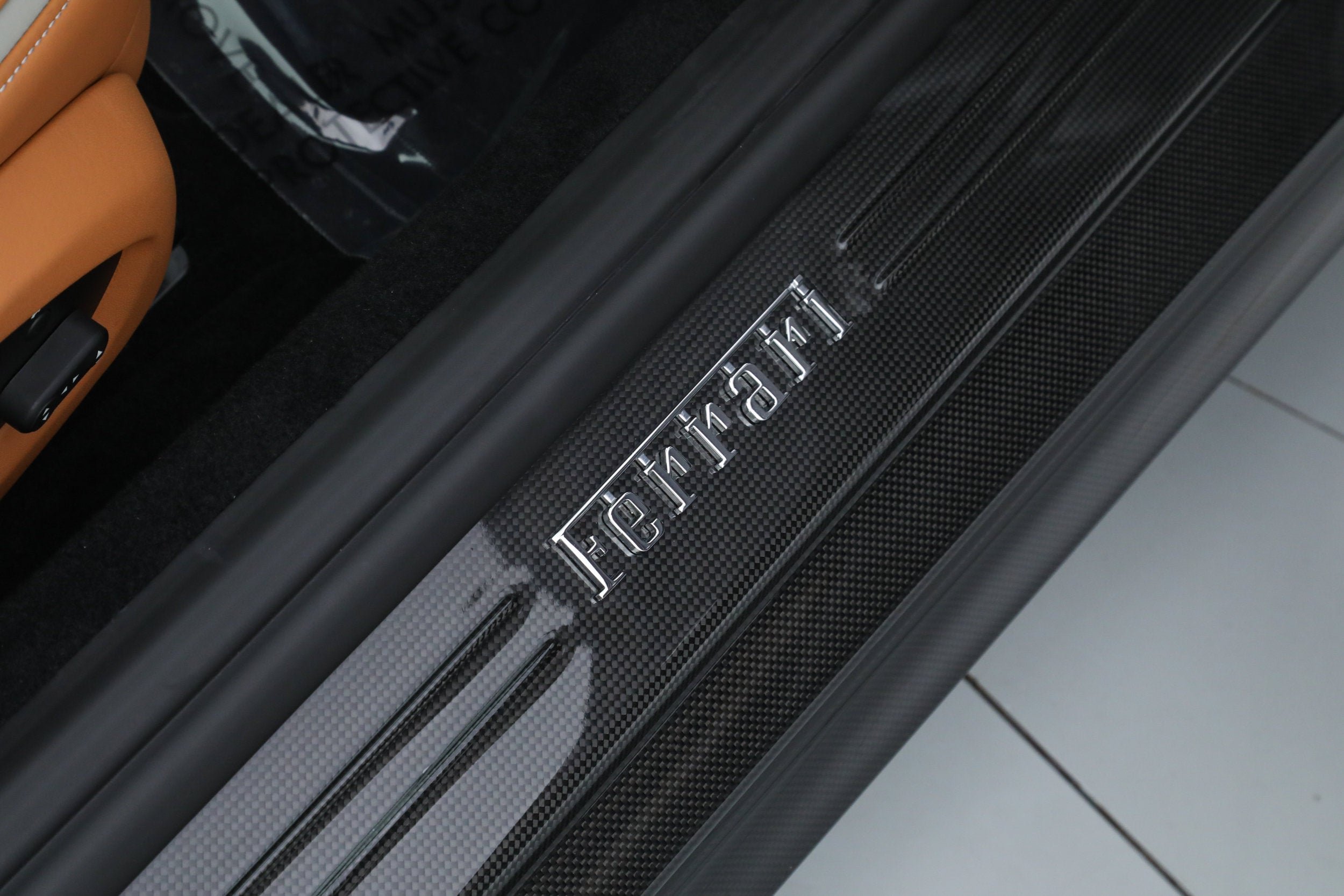 Certified Used 2023 Grigio Titanio Metall Ferrari  image 25