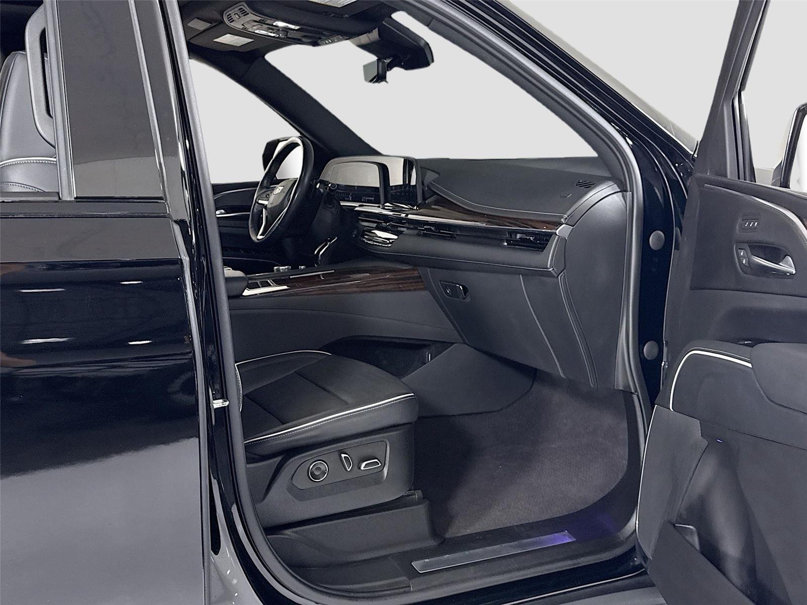 Used 2023 Black Raven Cadillac 4WD Premium Luxury | Super Cruise | Rear Seat Entertainment image 36