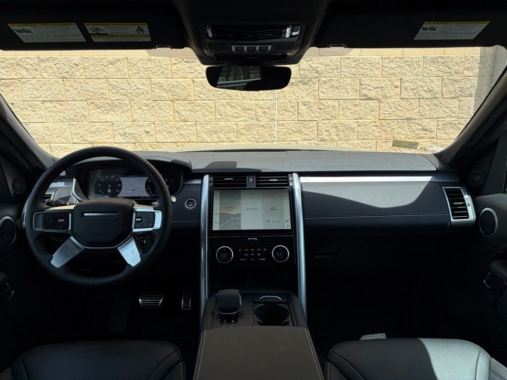 Certified Used 2025 Silver Land Rover Dynamic SE image 18