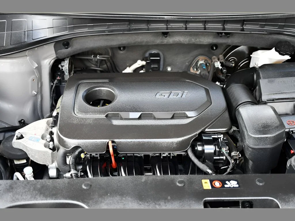 Used 2017 Titanium Silver Kia L image 21