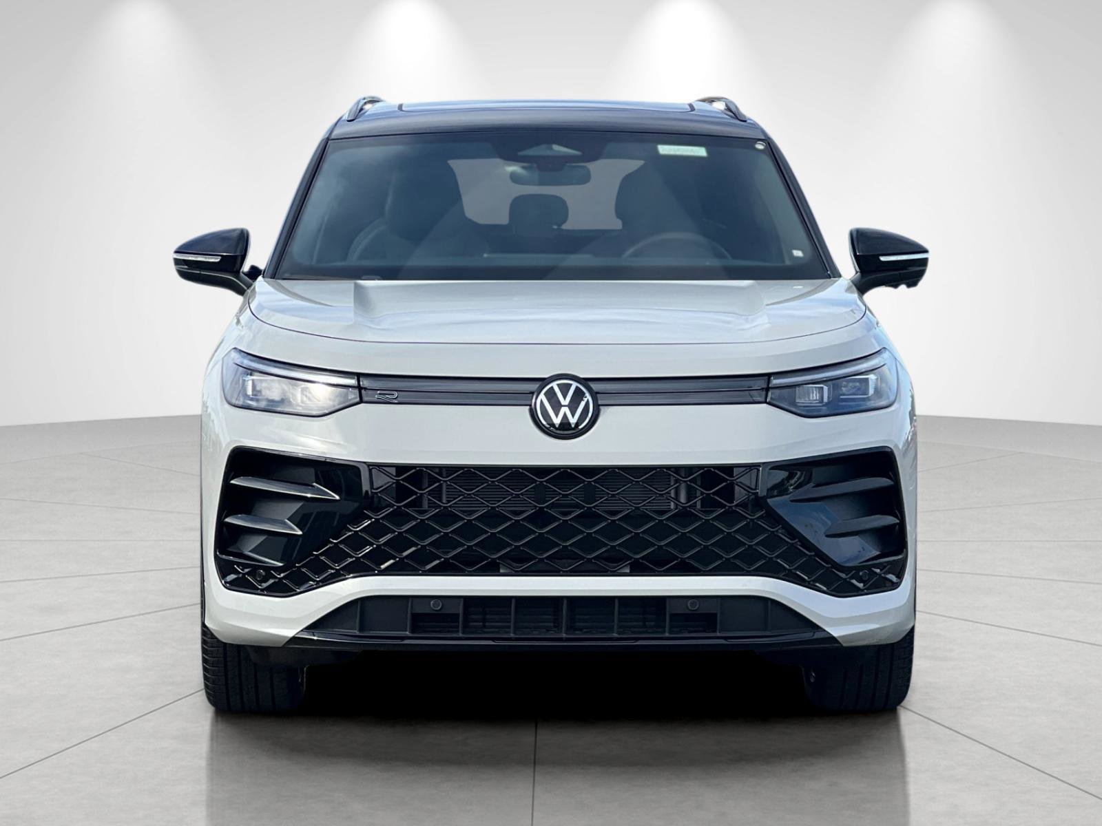 New 2026 Sandstone W/Deep Black Roof Volkswagen SE R-Line Black image 8