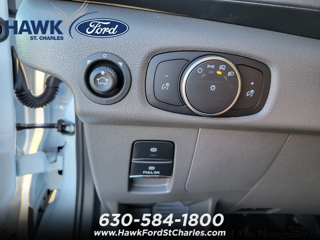 New 2026 Oxford White Ford Cargo Van image 15