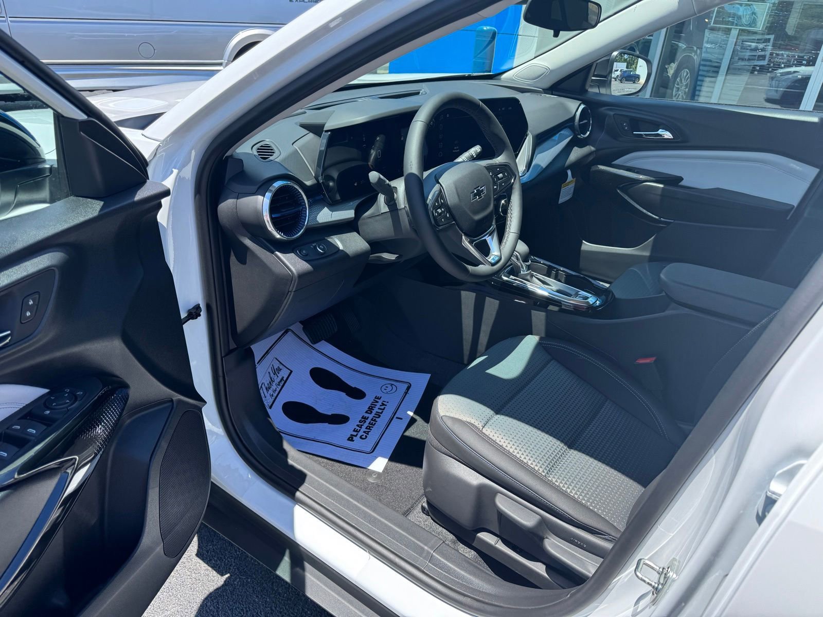 New 2026 Summit White Chevrolet LT image 10