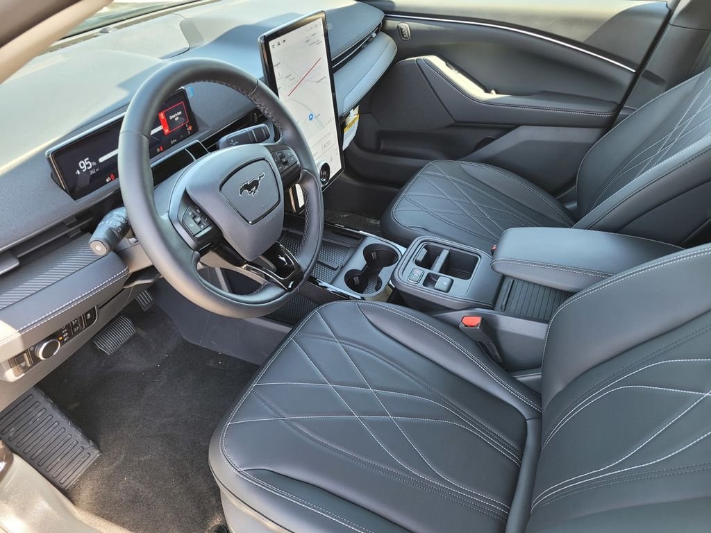 2025 Ford Mustang Mach-E Premium - Photo 8