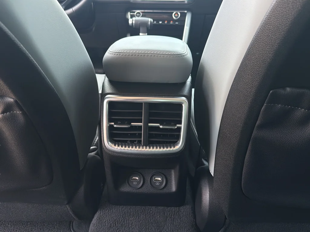 Certified Used 2023 Glacial White Pearl Kia EX image 21