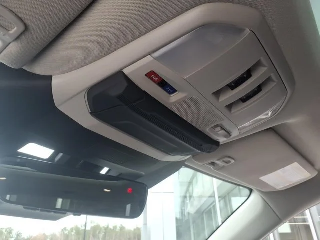 2025 Subaru Ascent Bronze Edition - Photo 21