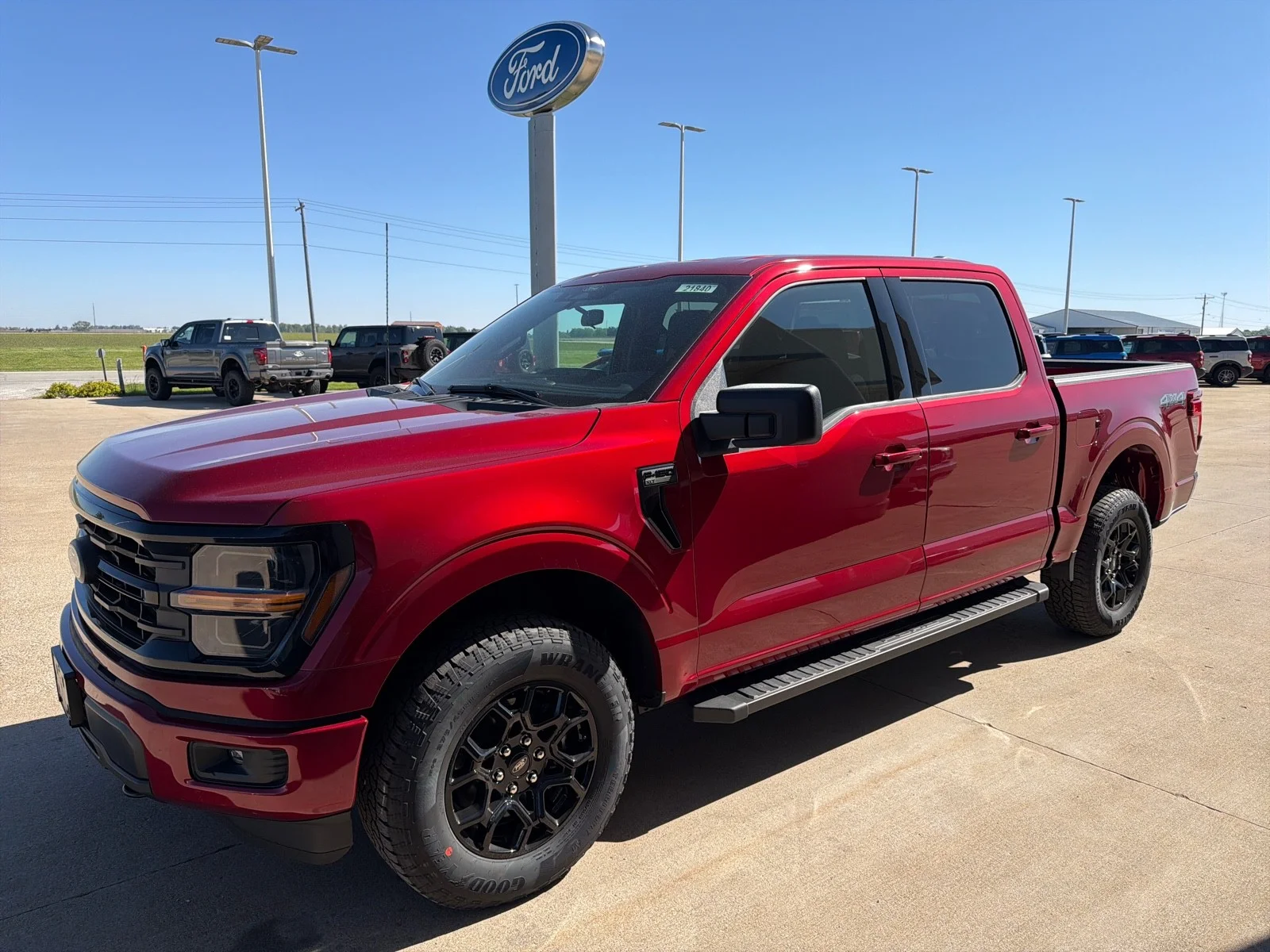 New 2026 Ruby Red Metallic Tinted Clearcoat Ford XLT image 10
