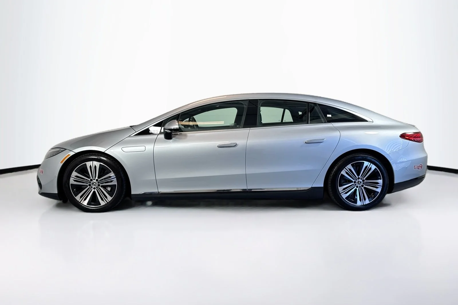 Used 2024 Cirrus Silver Metallic Mercedes-Benz EQS 450+ image 8