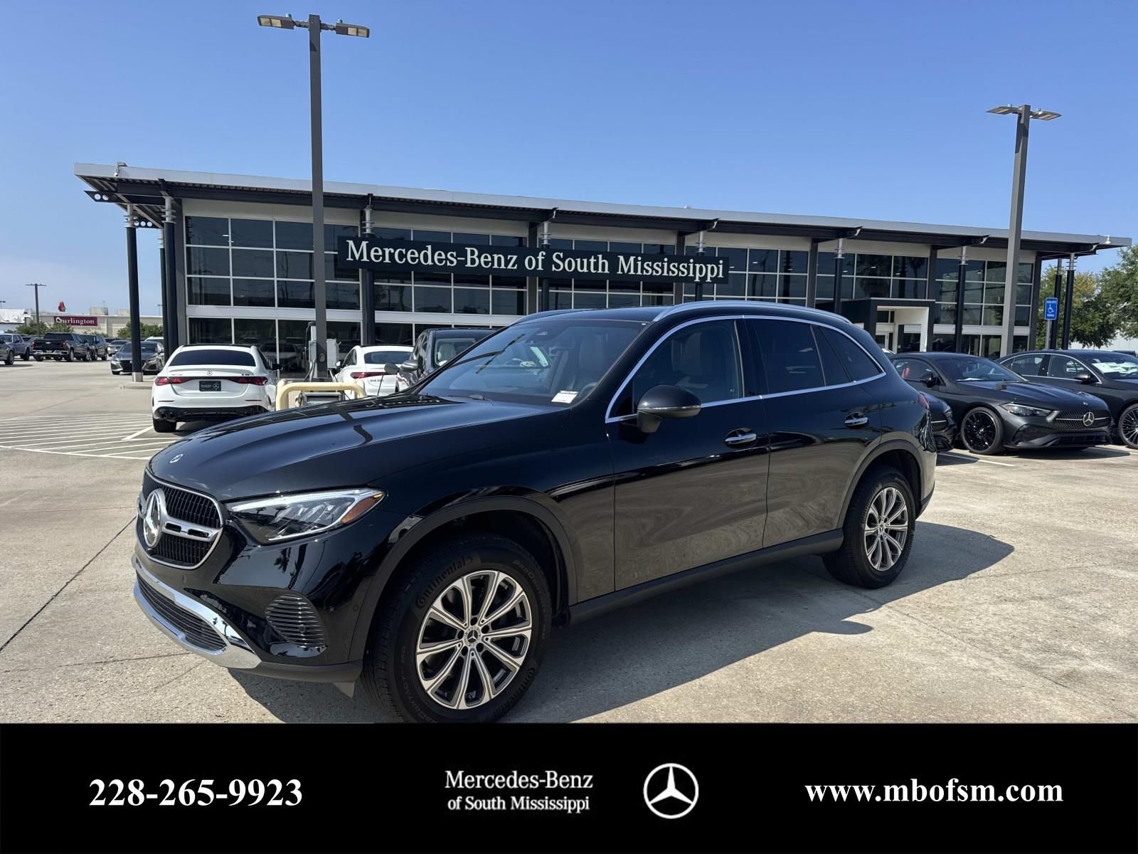 2026 Mercedes-Benz GLC GLC 300's photo