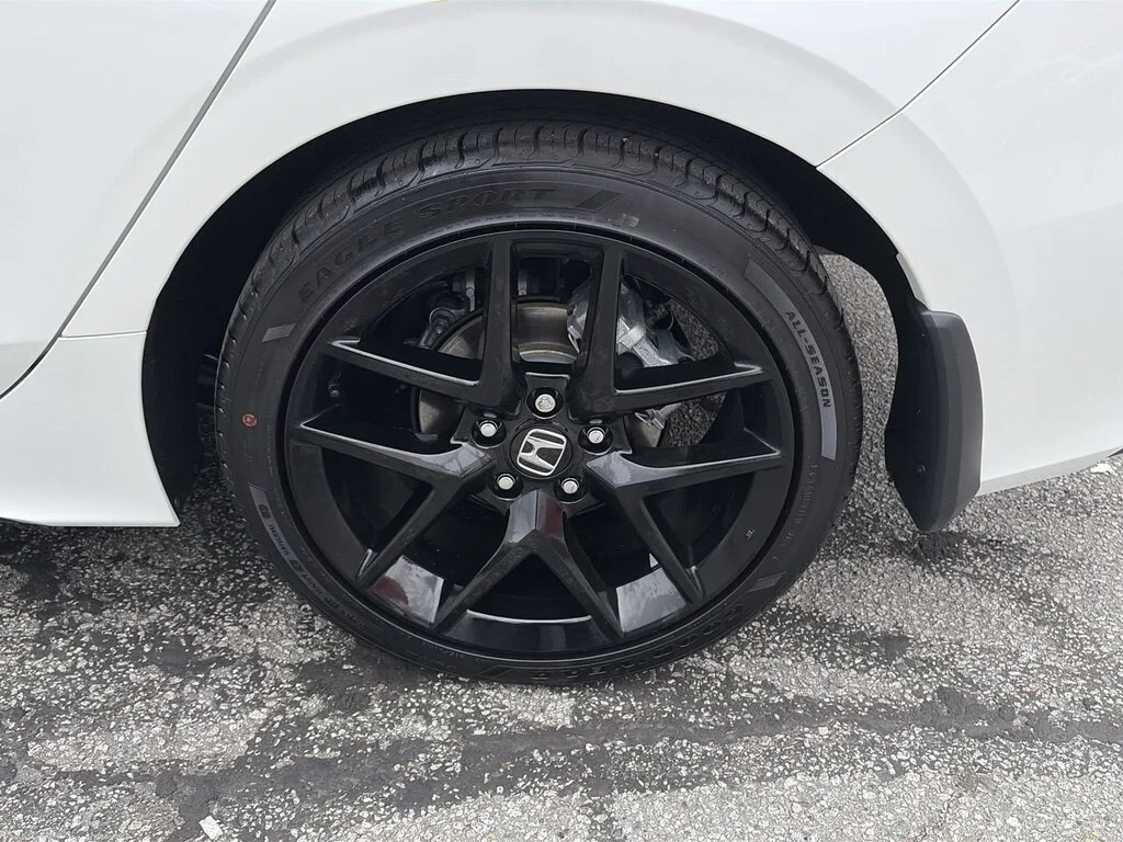 Used 2025 Platinum White Pearl Honda Sport CVT Hatchback Certified Pre-Owned   Clean Ti image 18