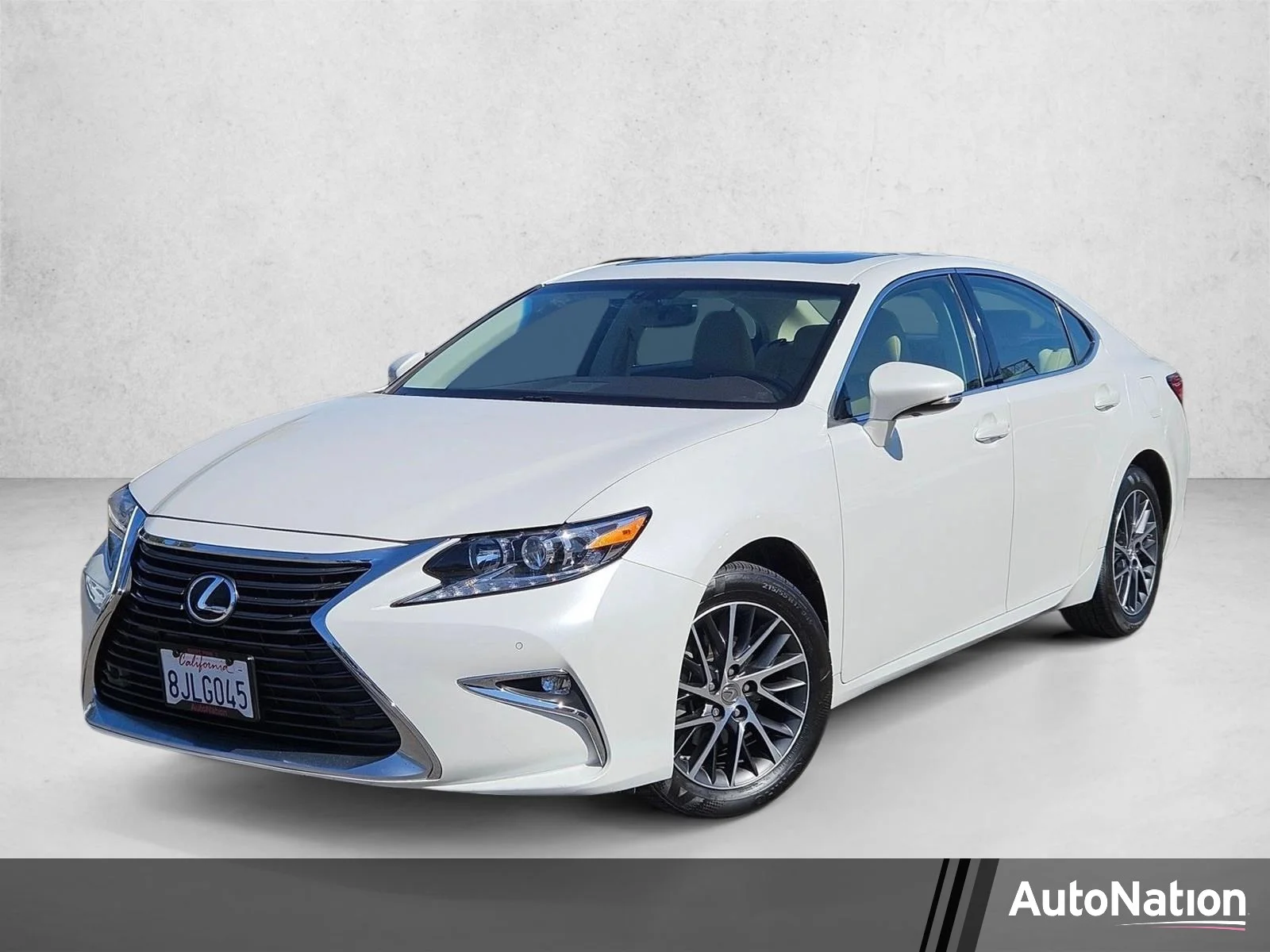2016 Lexus ES 350 350's photo