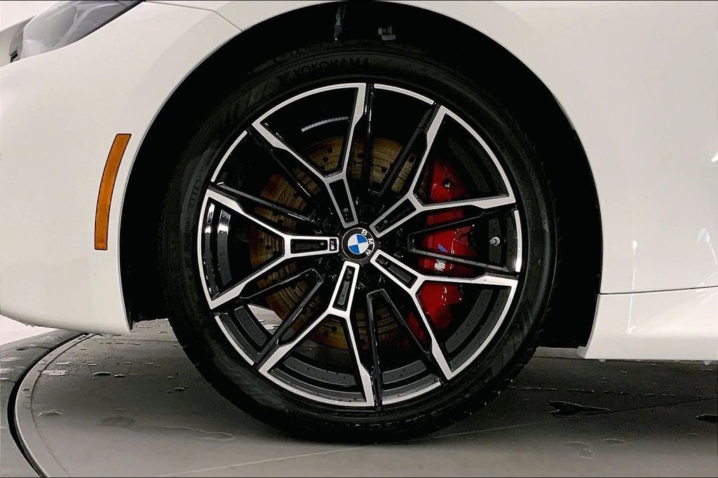 New 2026 Alpine White BMW  image 9