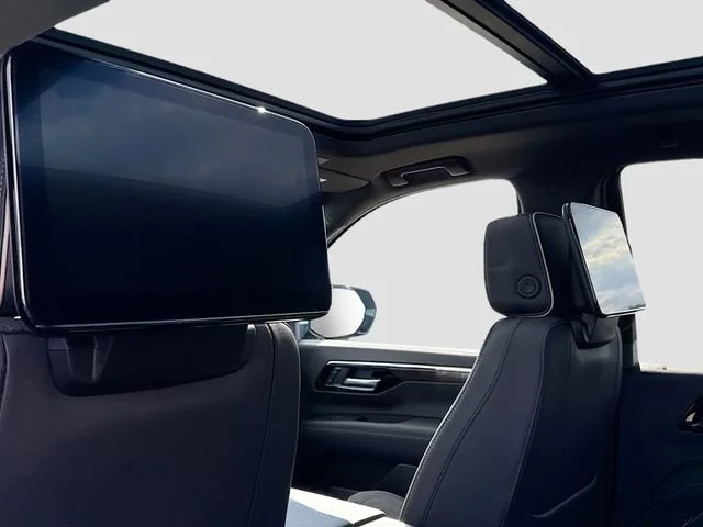 2025 Chevrolet Tahoe Premier - Photo 30