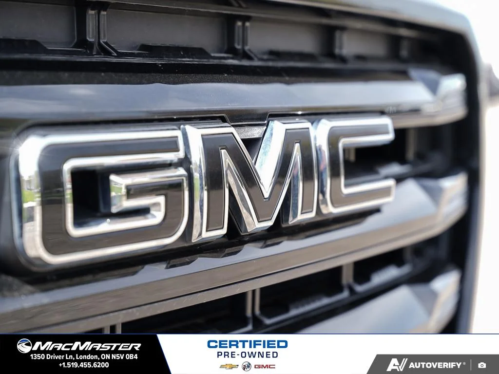Used 2022  GMC Elevation image 12
