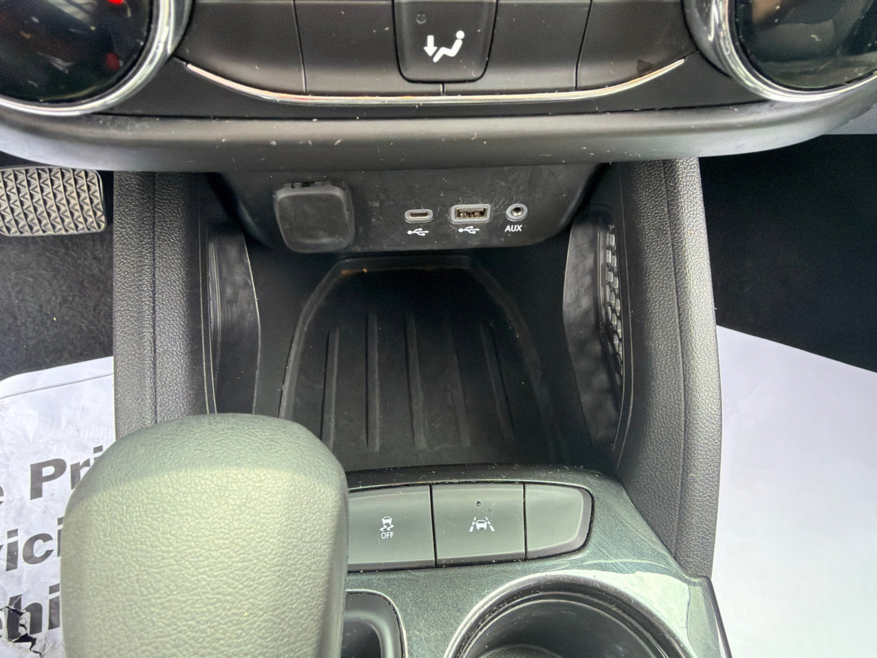 Used 2022 Summit White Chevrolet LS image 26
