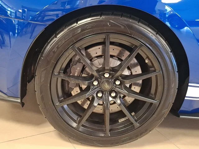 Certified Used 2017 Lightning Blue Metallic Ford Shelby GT350 image 9