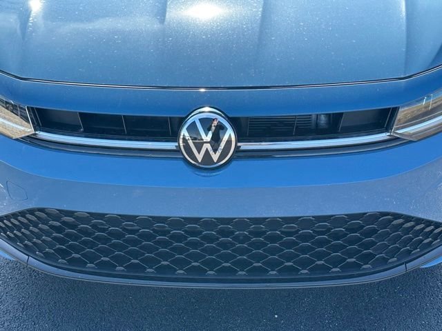 New 2026 Monterey Blue Pearl Volkswagen 1.5T Sport image 9