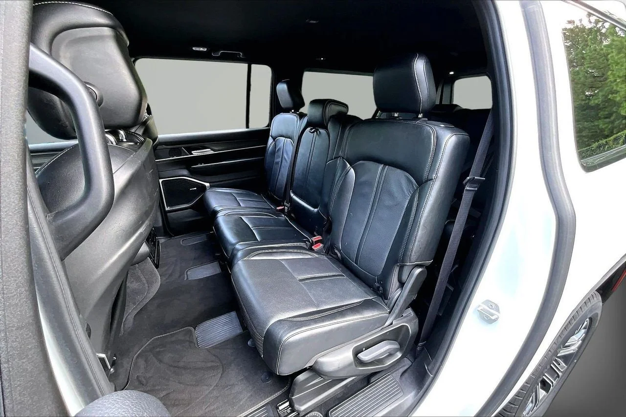 Certified Used 2024 White Jeep Series II image 21
