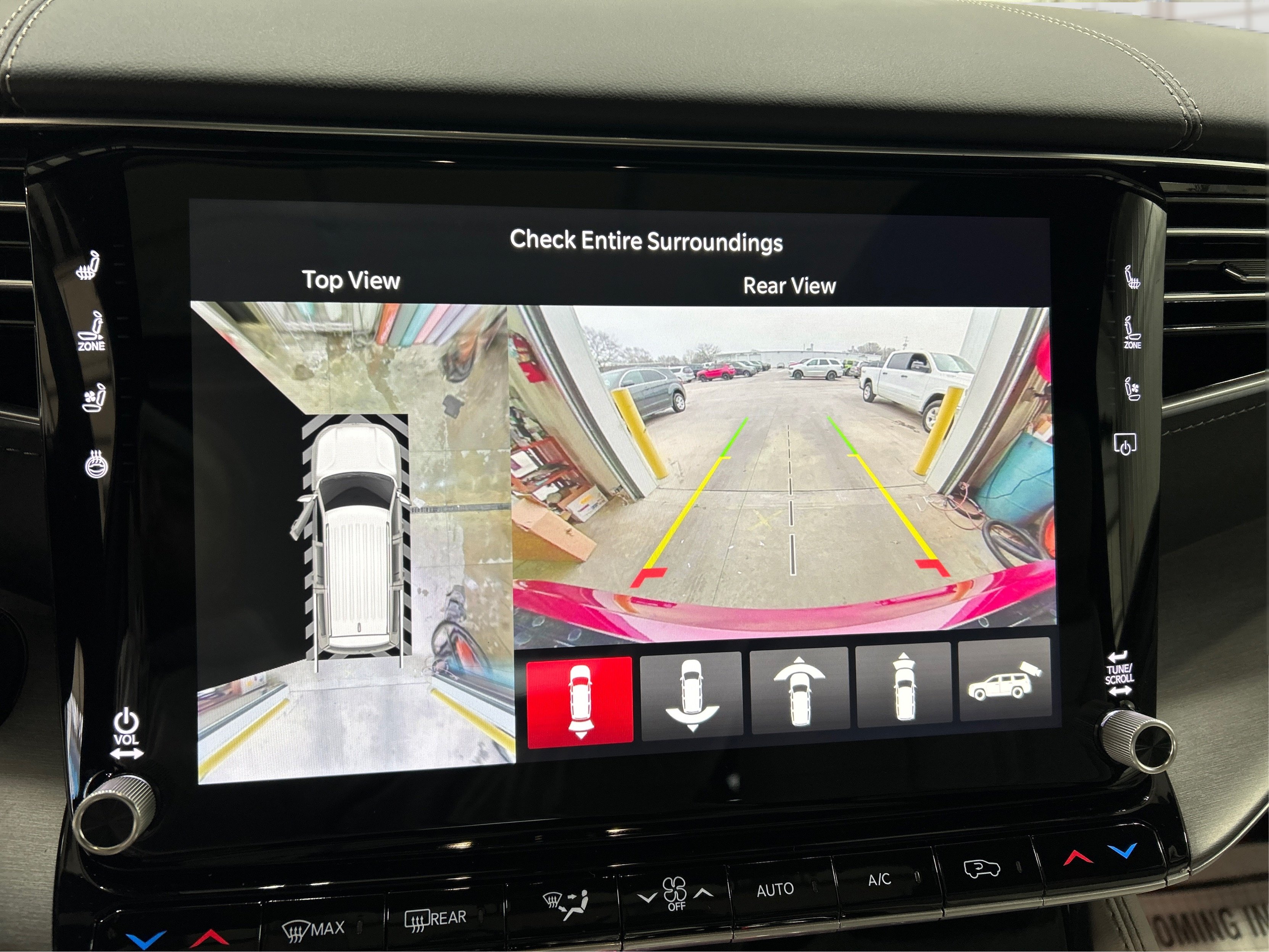 New 2026 Velvet Red Pearl-Coat Exterior Paint Jeep Limited Reserve image 27