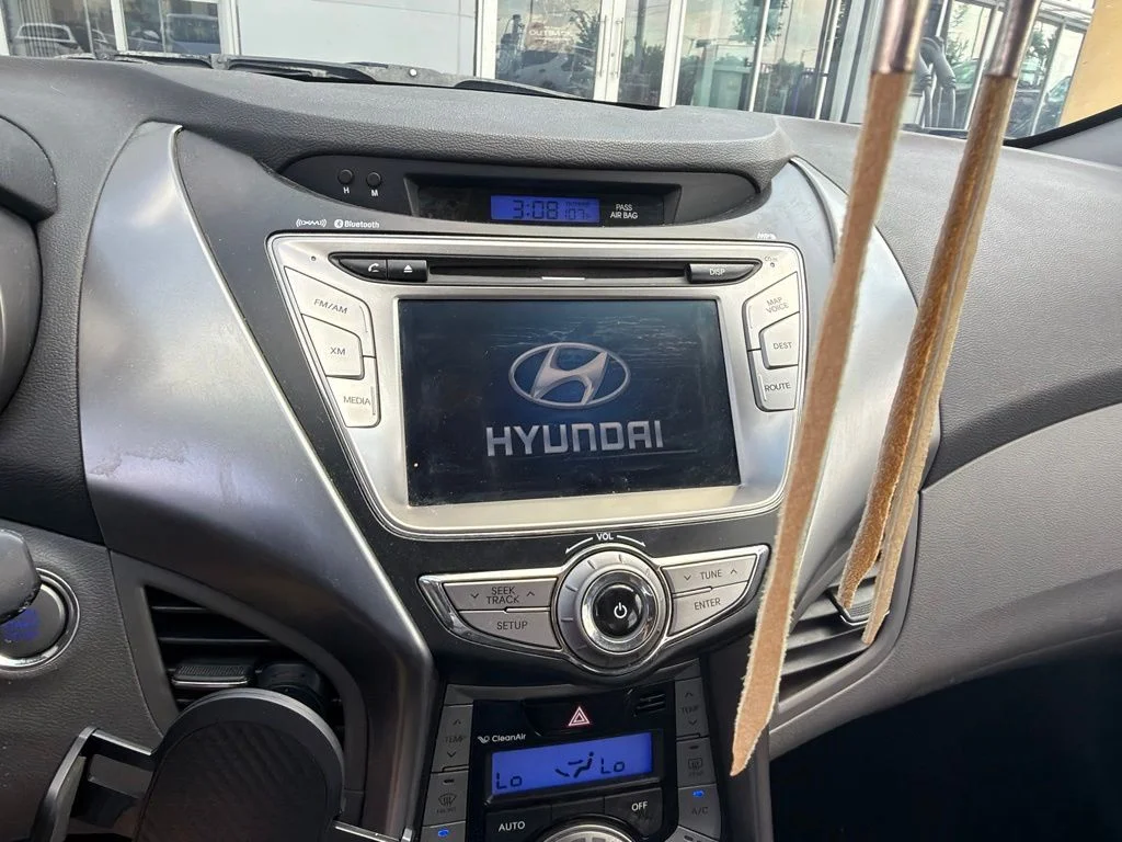Used 2013 Silver Hyundai Limited image 25