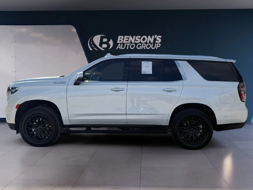 Used 2024 Beige Chevrolet High Country image 2
