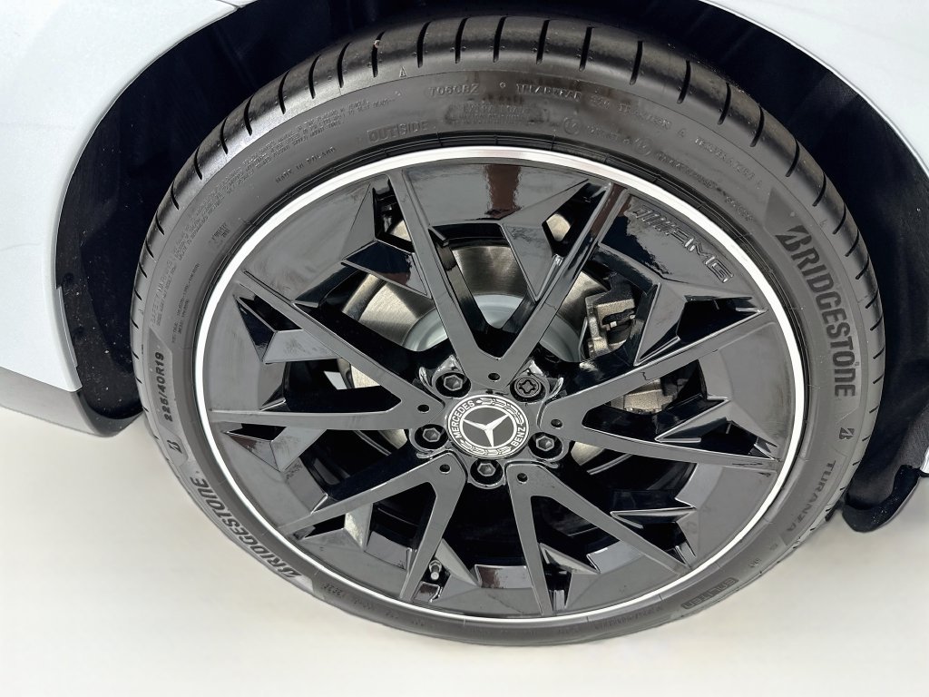 New 2027 Cirrus Silver Metallic Mercedes-Benz CLA 220 image 32