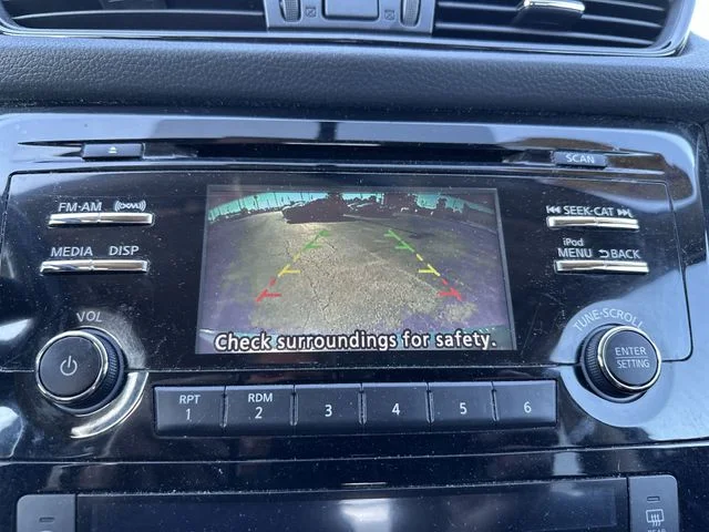 Used 2017 Gray Nissan SV image 24