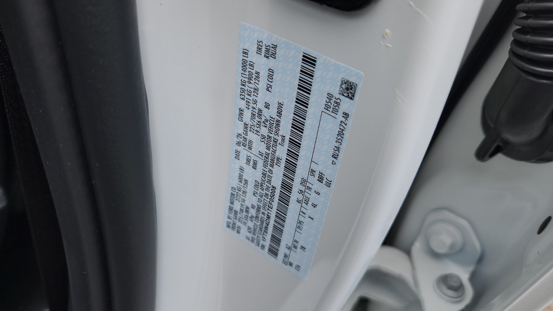 New 2026 Star White Metallic Tri-Coat Ford Platinum image 11