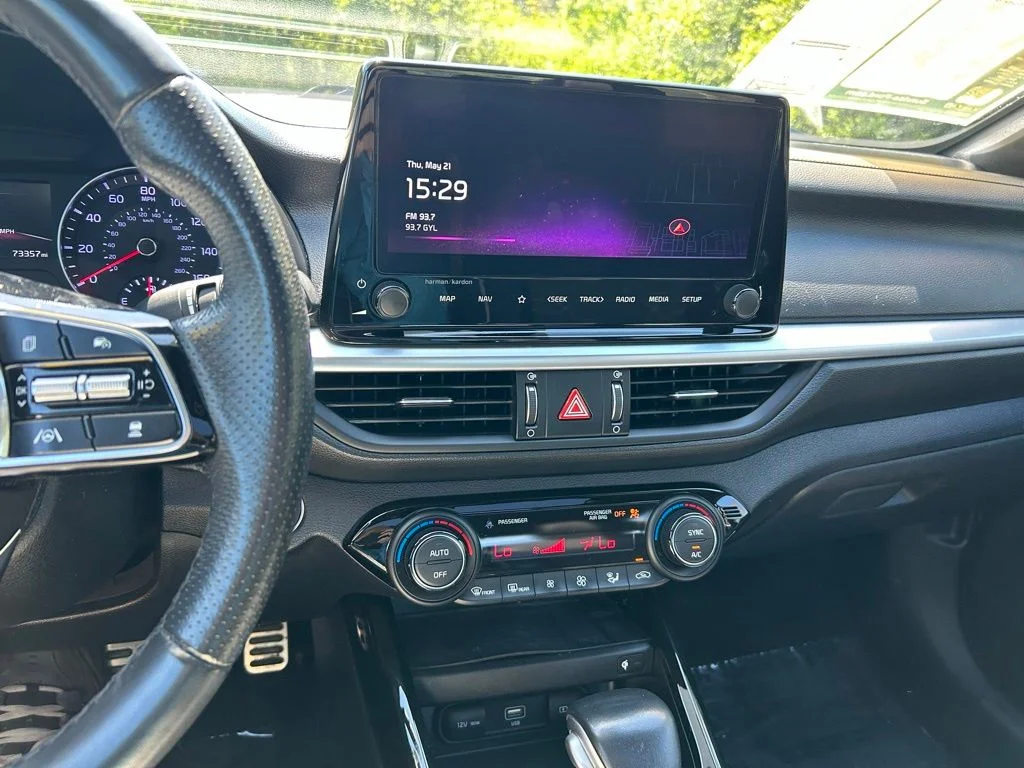 Certified Used 2024 Gravity Gray Kia GT-Line image 30