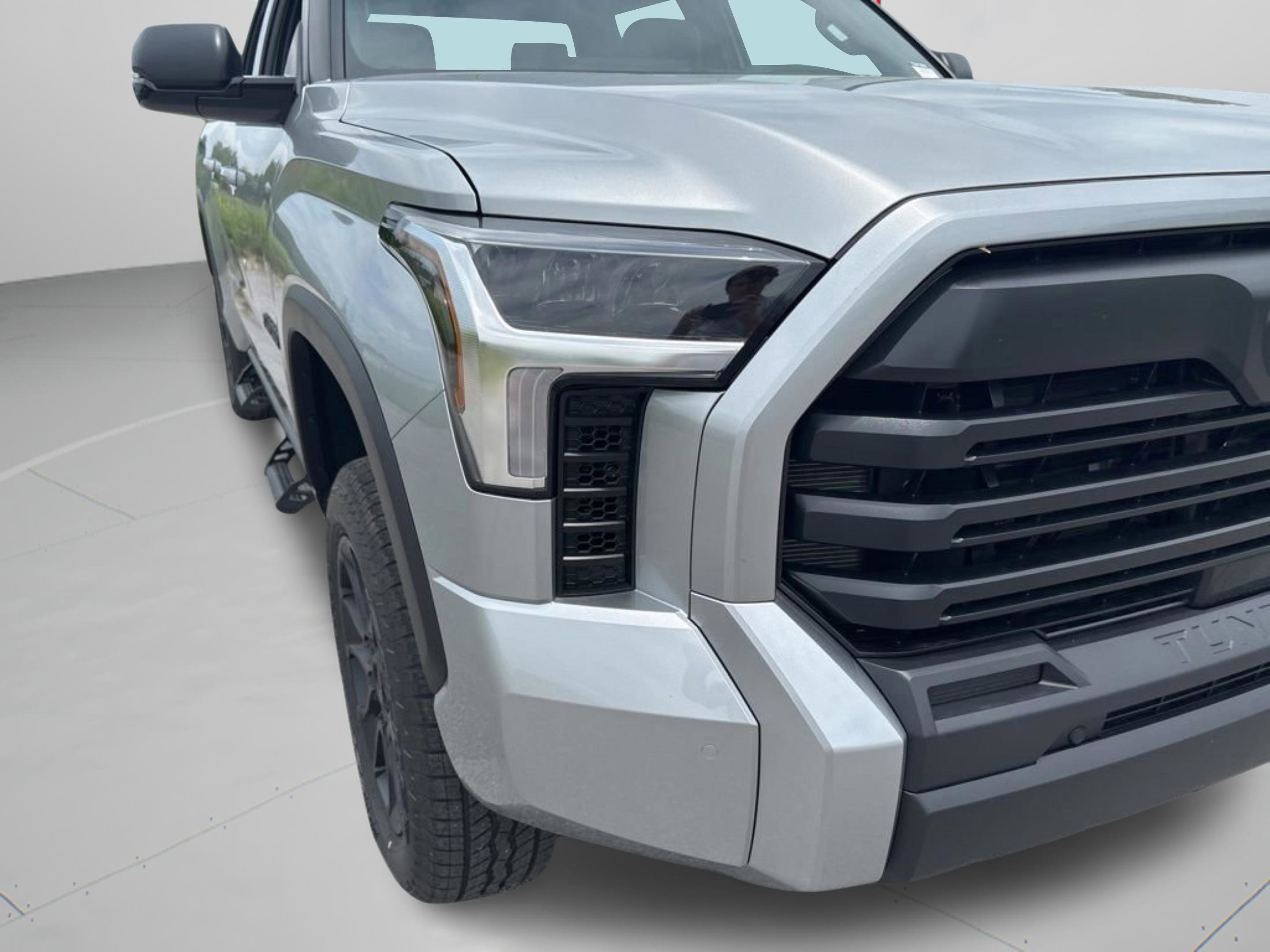 New 2026 Celestial Silver Metallic Toyota SR5 image 34