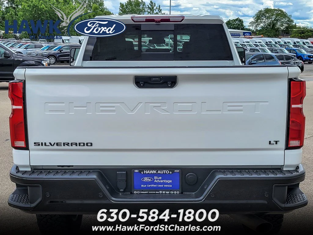 Certified Used 2025 Summit White Chevrolet LT image 4