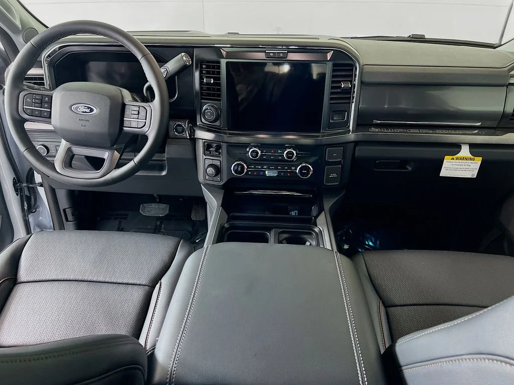 New 2026 Oxford White Ford Lariat image 7